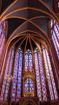 Witraże w Katedrze Sainte Chapelle w Paryżu