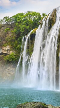 Wodospad Huangguoshu Falls w Chinach