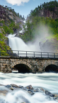 Wodospad Latefossen