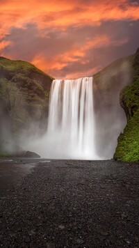 Wodospad Skogafoss w Islandii