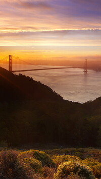 Wschód słońca nad cieśniną Golden Gate