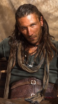 Zach McGowan  jako kapitan Charles Vane w serialu Piraci