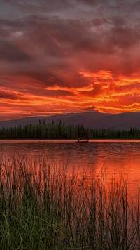Zachód słońca nad jeziorem Boya