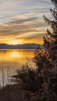 Zachód słońca nad jeziorem Chiemsee