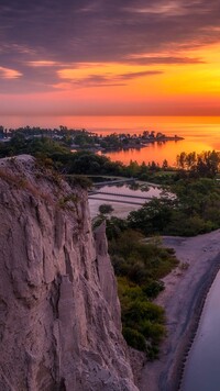 Zachód słońca nad jeziorem Ontario w Kanadzie