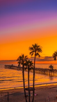 Zachód słońca nad plażą w San Clemente