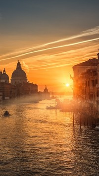 Zachód słońca nad Wenecją