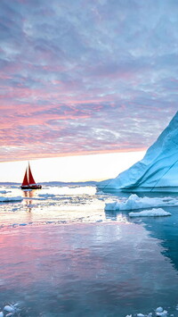 Żaglówka w zatoce Disko Bay