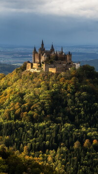 Zamek i góra Hohenzollern