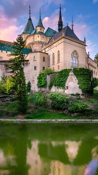 Zamek w Bojnicach w Słowacji
