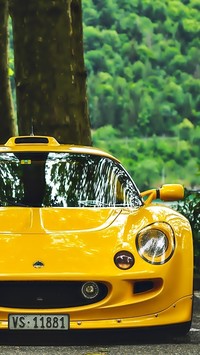 Żółty  Lotus Exige S1