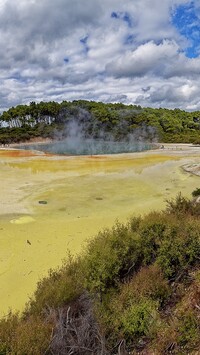 Źródła termalne Wai-O-Tapu