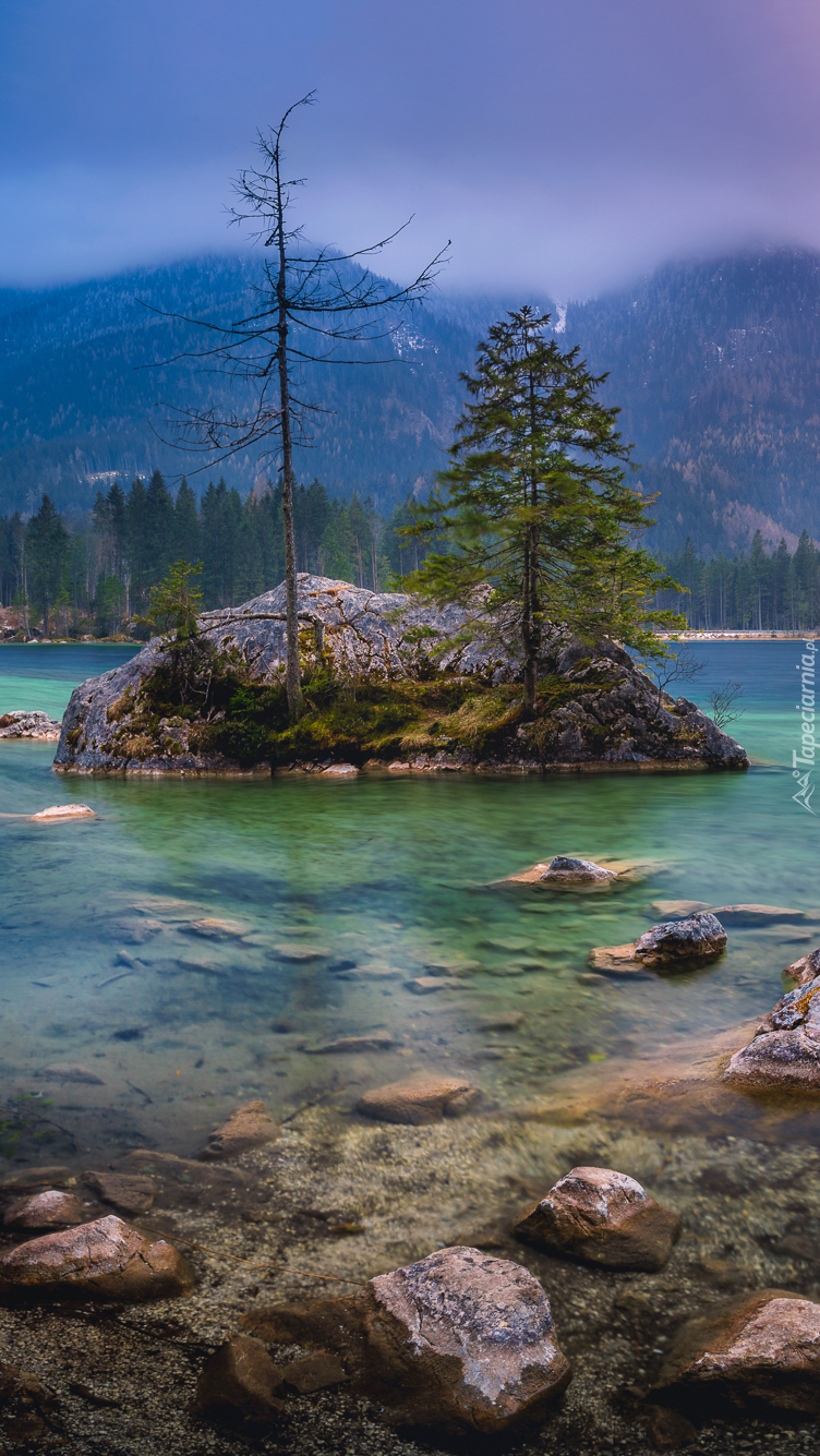 Alpy nad jeziorem Hintersee