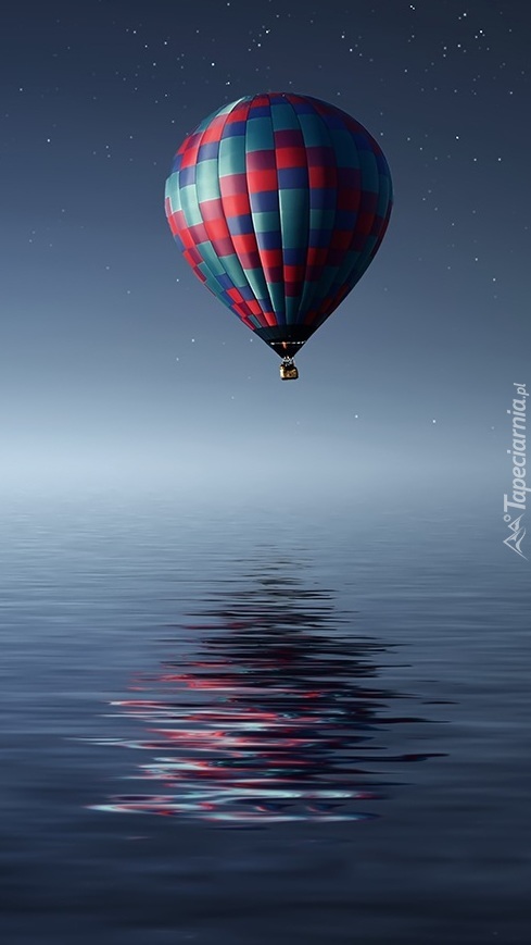 Balon nad wodą