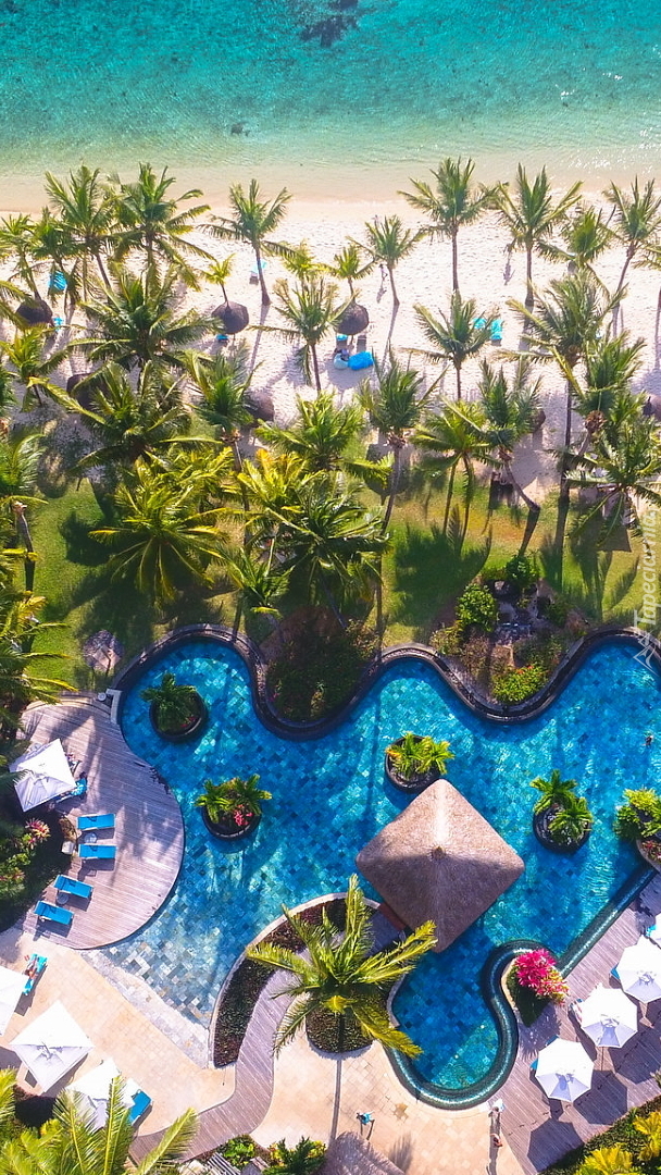 Basen w hotelu LUX Le Morne Resort