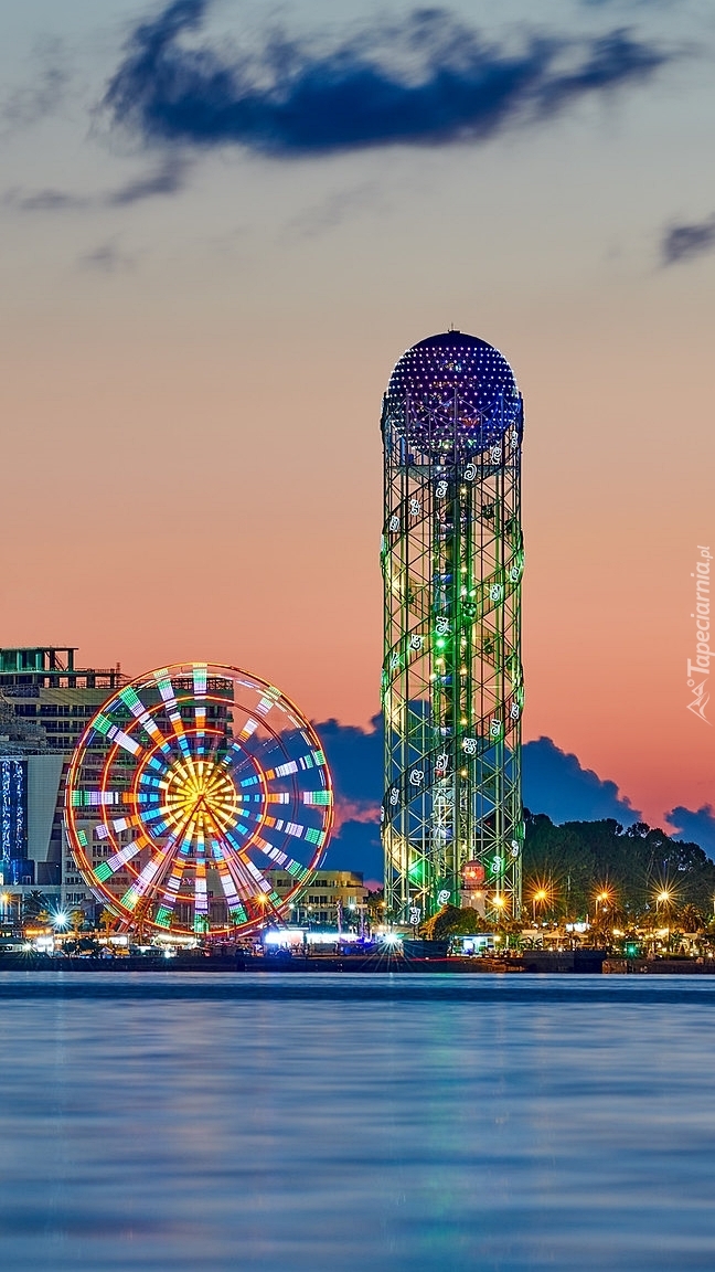 Batumi o zachodzie słońca