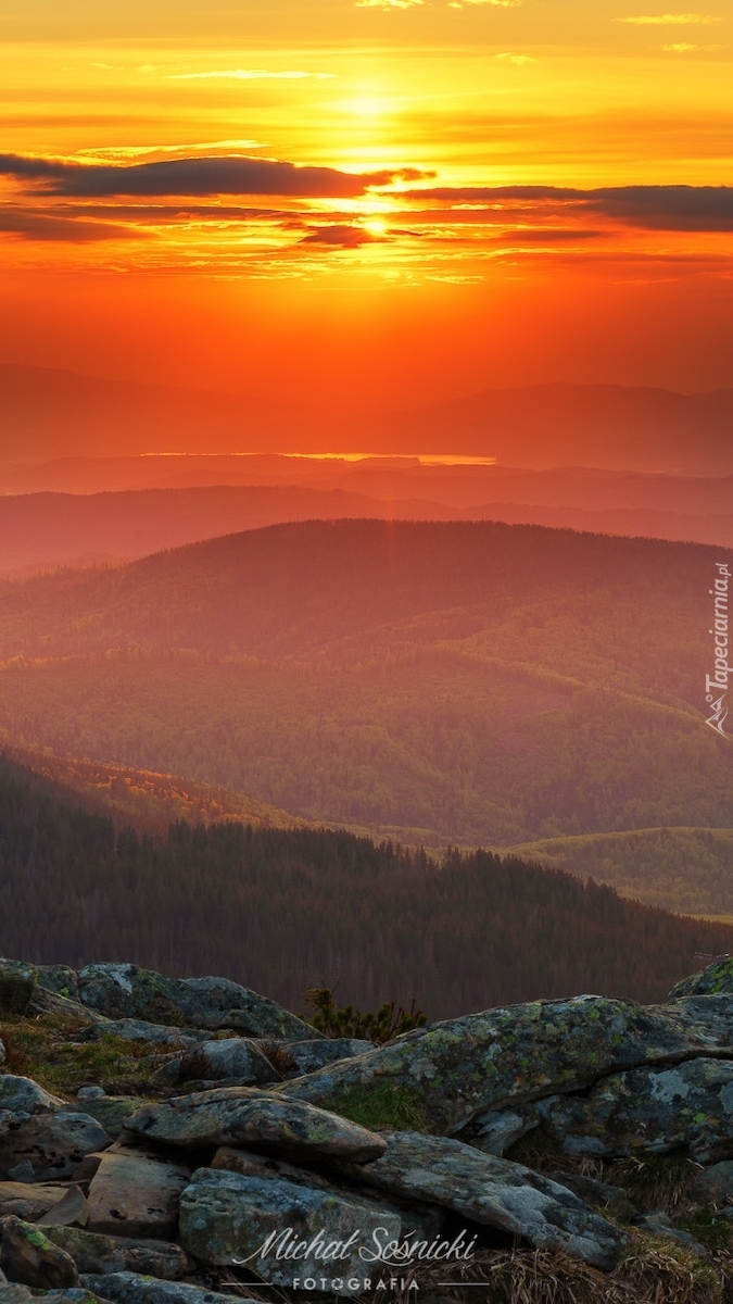 Beskidy o zachodzie słońca