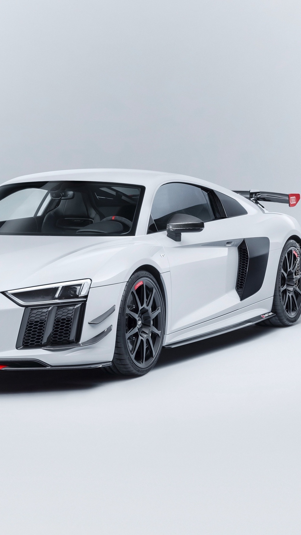 Białe Audi R8