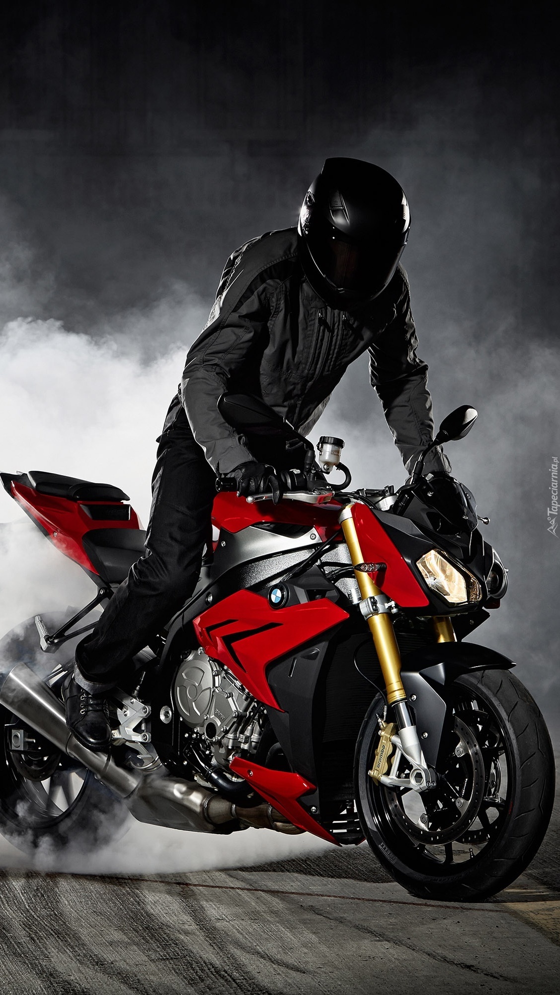 BMW S 1000 R i motocyklista