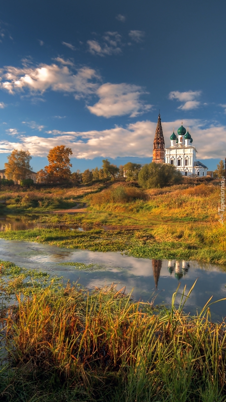 Cerkiew nad rzeką