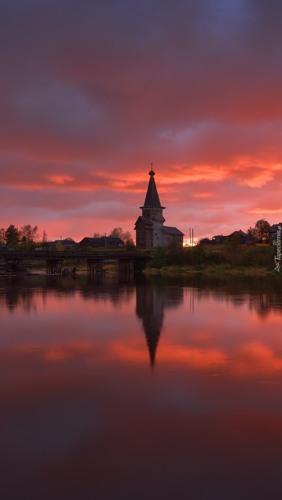 Cerkiew nad rzeką