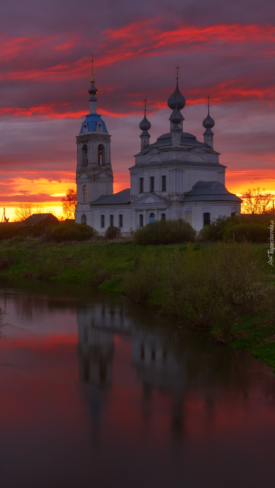 Cerkiew nad rzeką Ustya