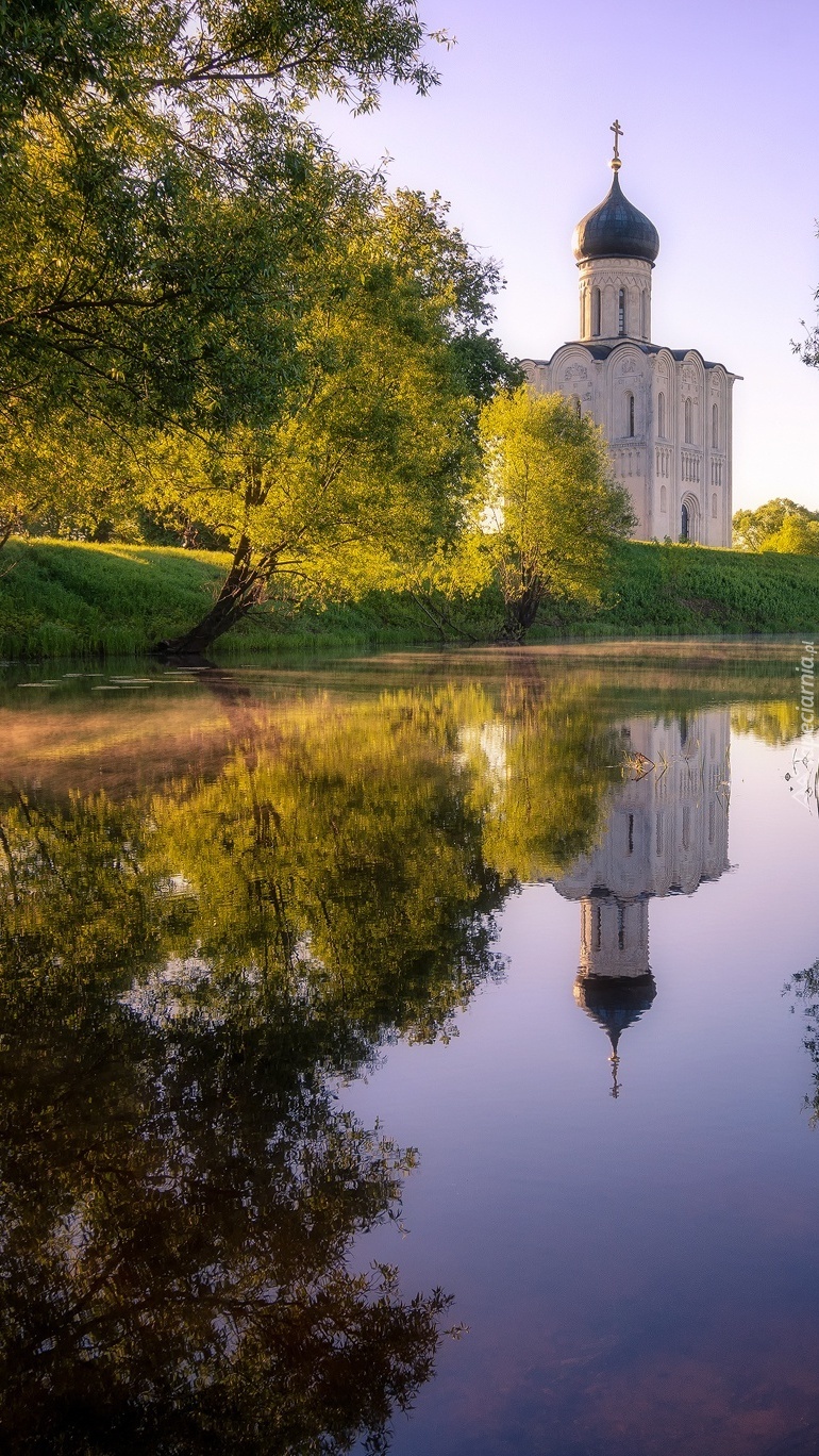 Cerkiew Opieki Matki Bożej nad rzeką Nerl