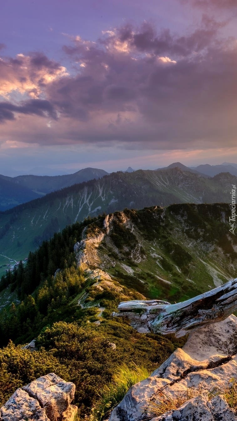 Chmury nad górami