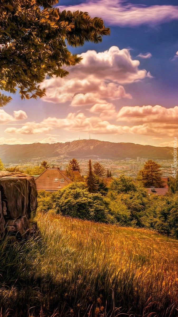Chmury nad miasteczkiem