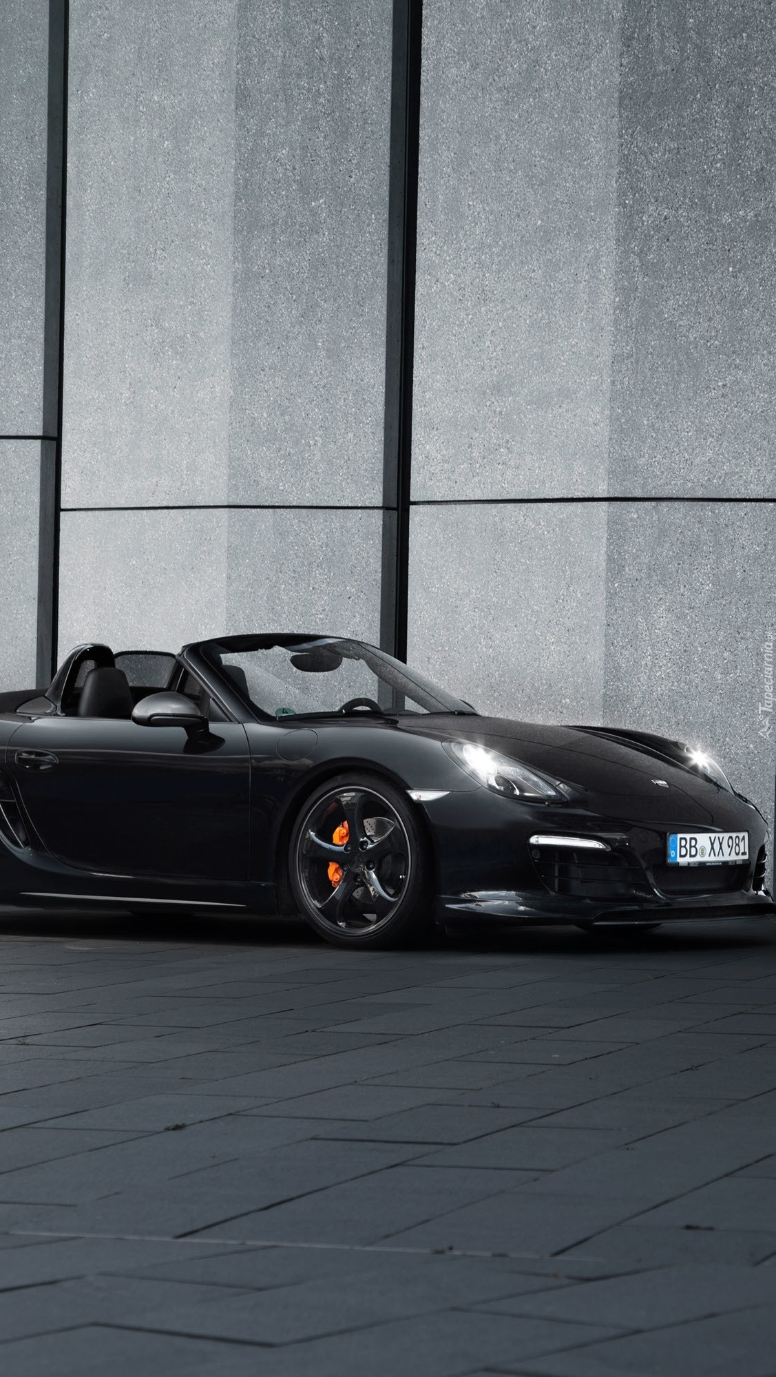 Czarne Porsche Boxster