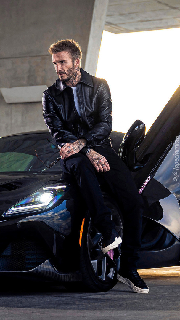 David Beckham na masce Maserati MC20 Fuoriserie Edition