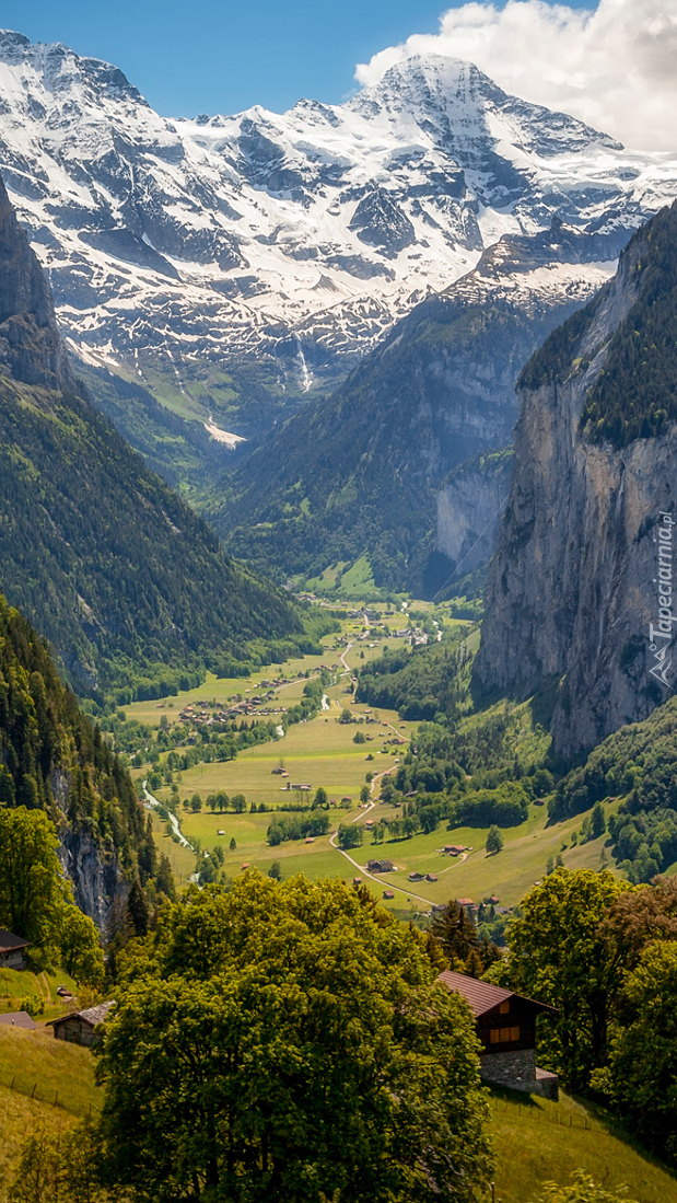 Dolina Lauterbrunnen w Alpach Berneńskich