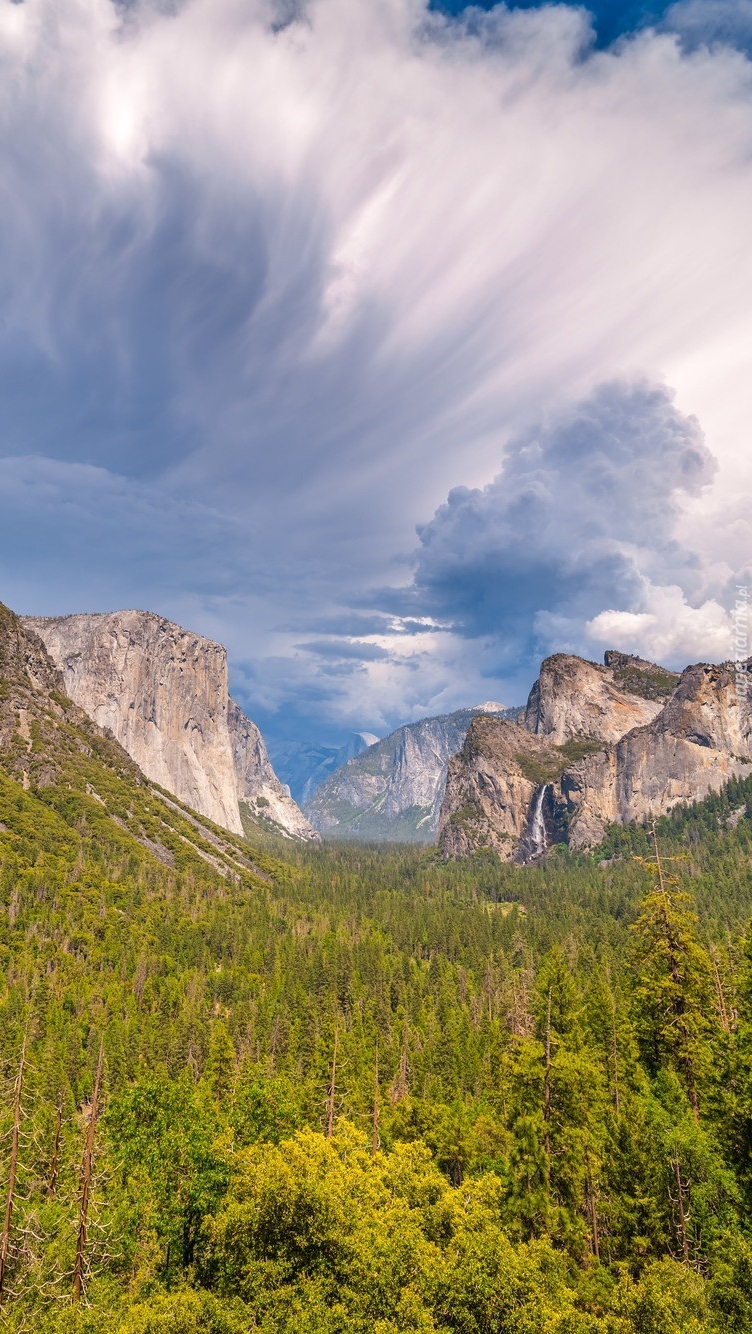 Dolina Yosemite Valley w Kalifornii