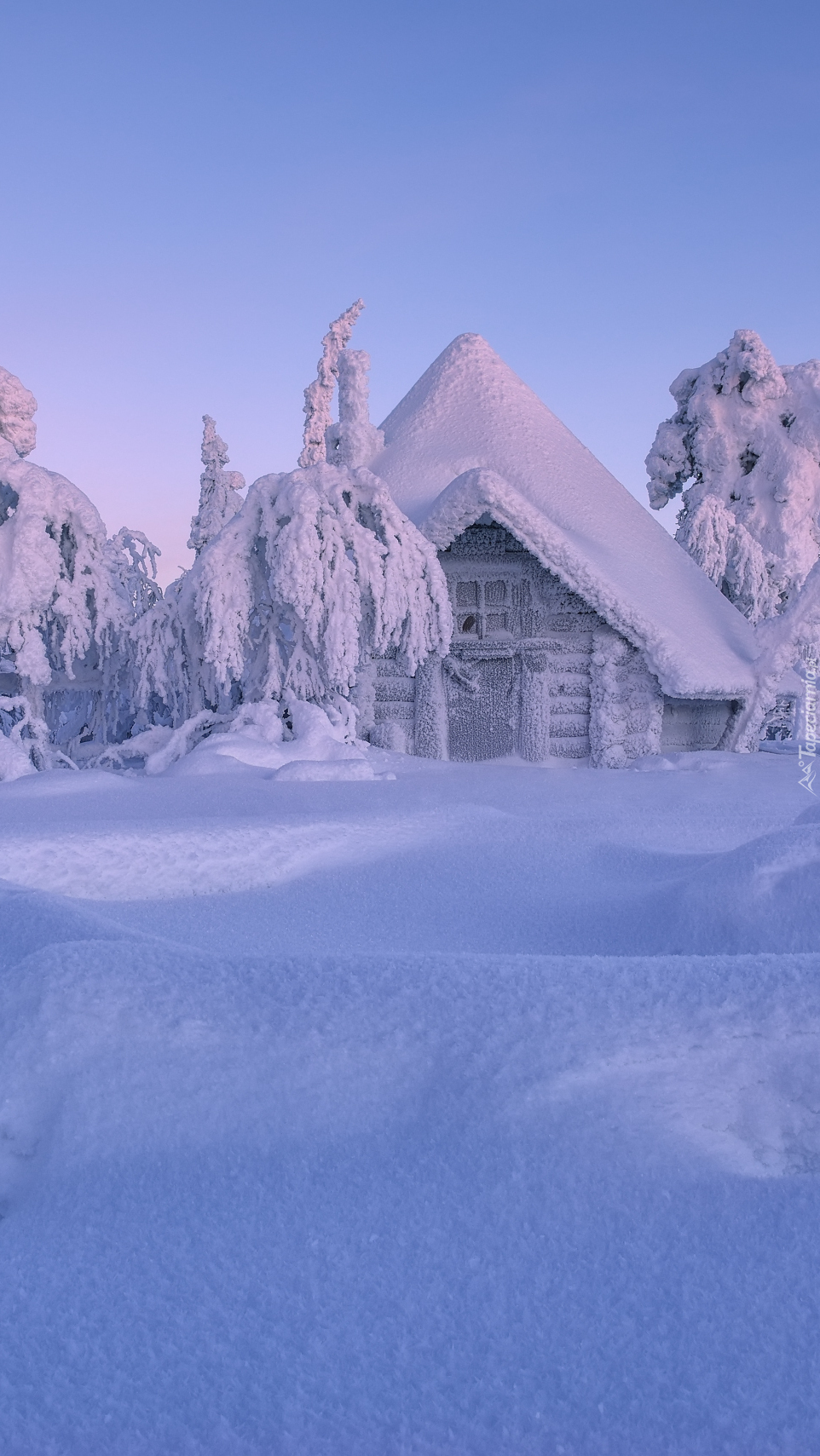 Dom w śniegu