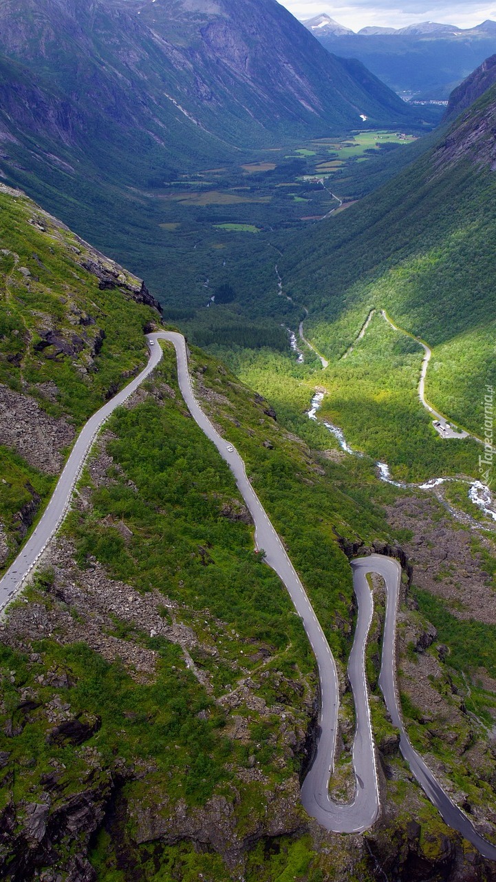 Droga Trolli w dolinie Romsdalen