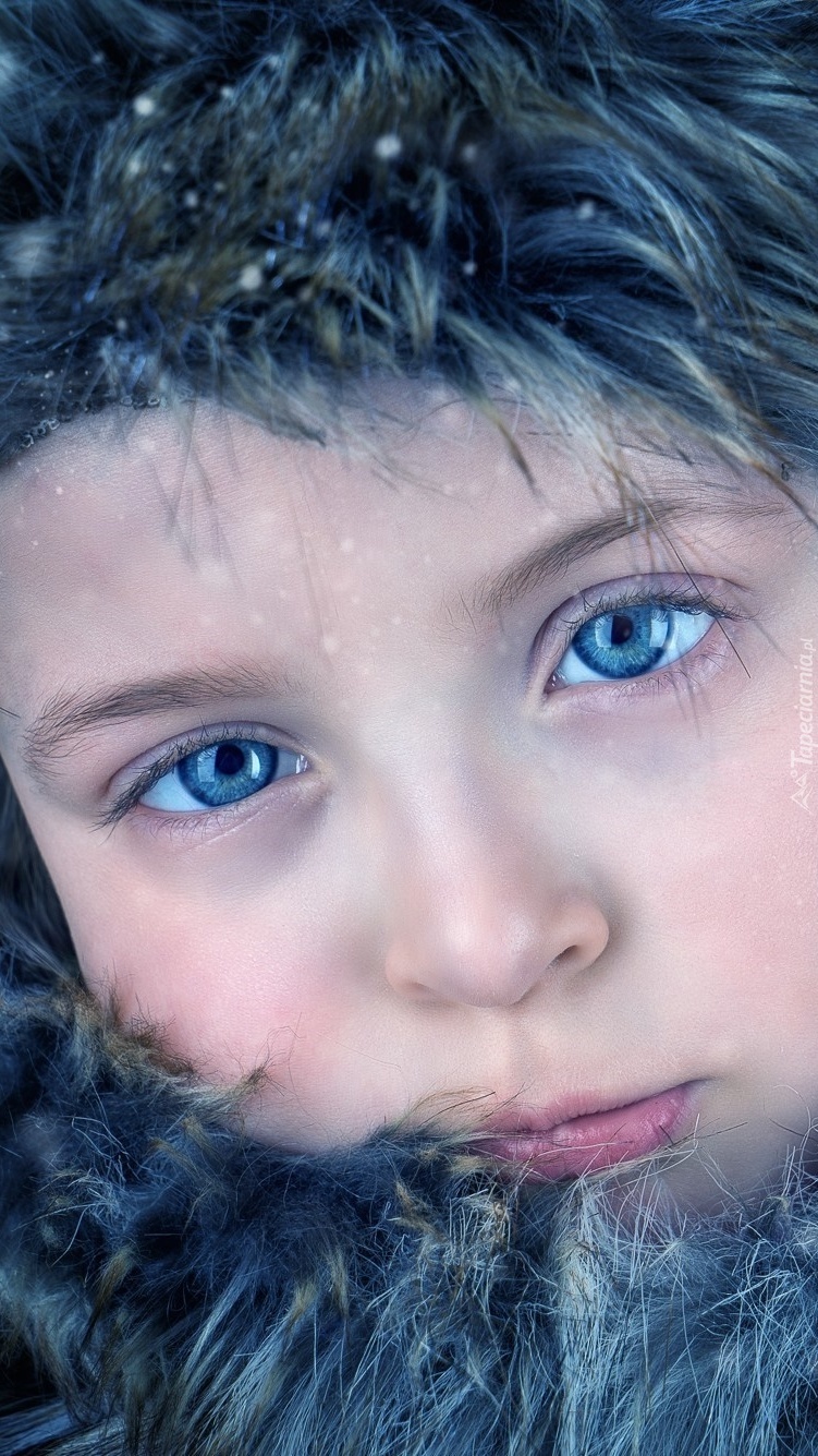 Dziecko o niebieskich oczach