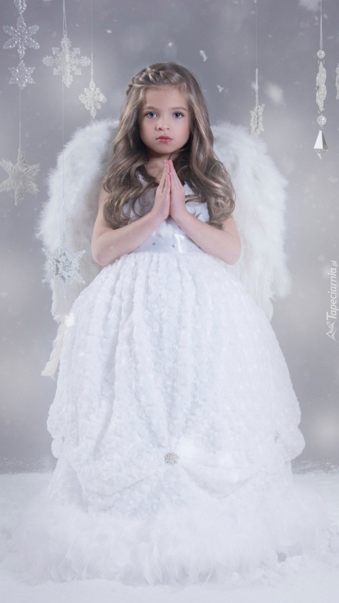 Dziewczynka aniołek