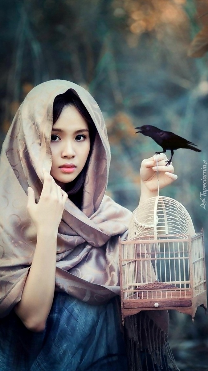 Dziewczynka z ptakiem