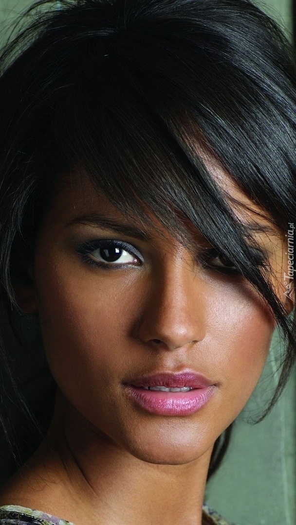 Emanuela De Paula