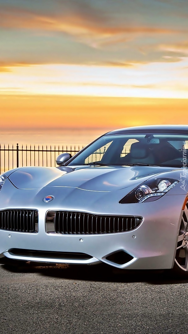 Fisker Karma z przodu