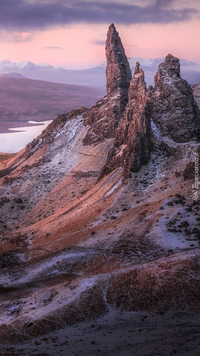 Formacja skalna Old Man of Storr na szkockiej wyspie Skye