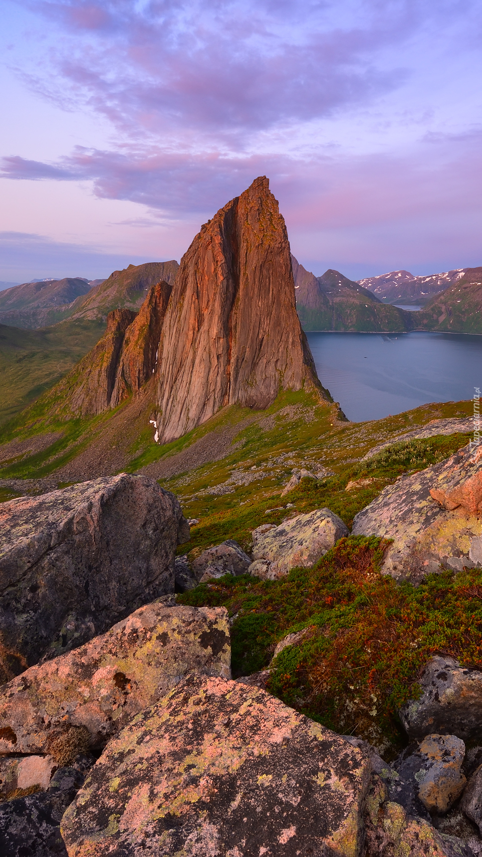 Góra Segla na wyspie Senja w Norwegii