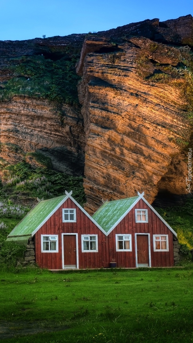 Górskie domki w Islandii