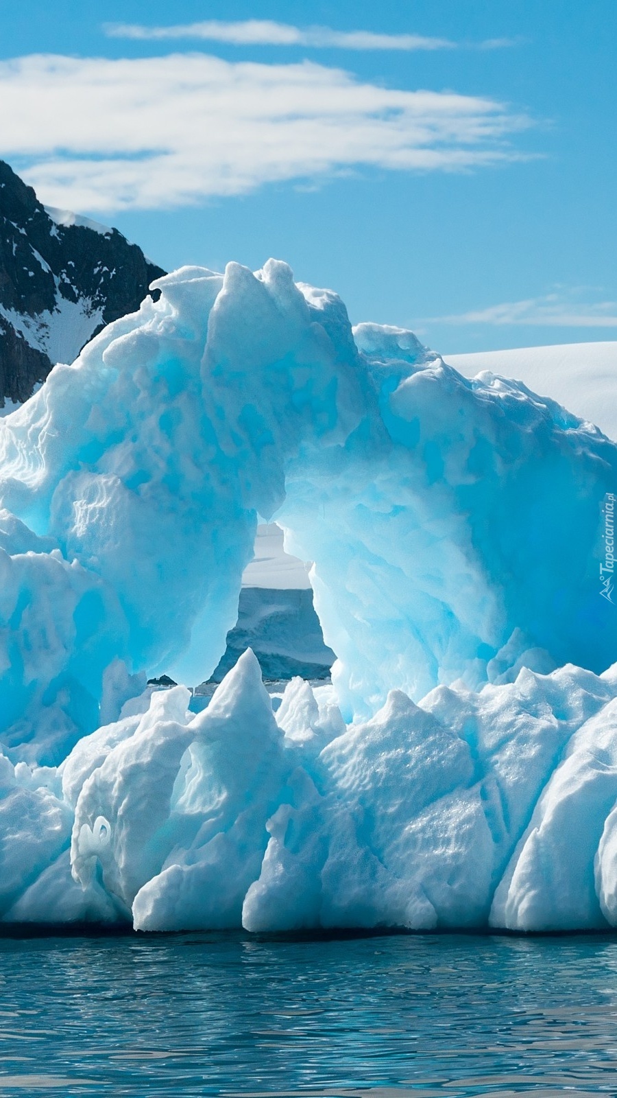 Góry lodowe na Antarktydzie