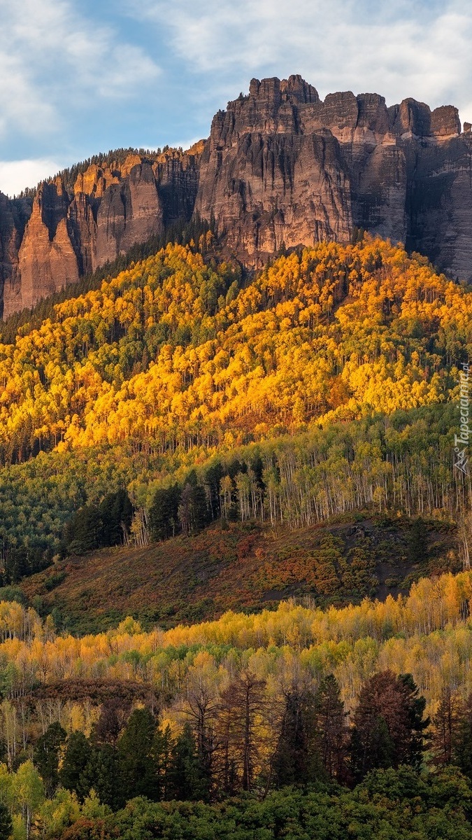 Grzbiet górski Cimarron Range jesienią