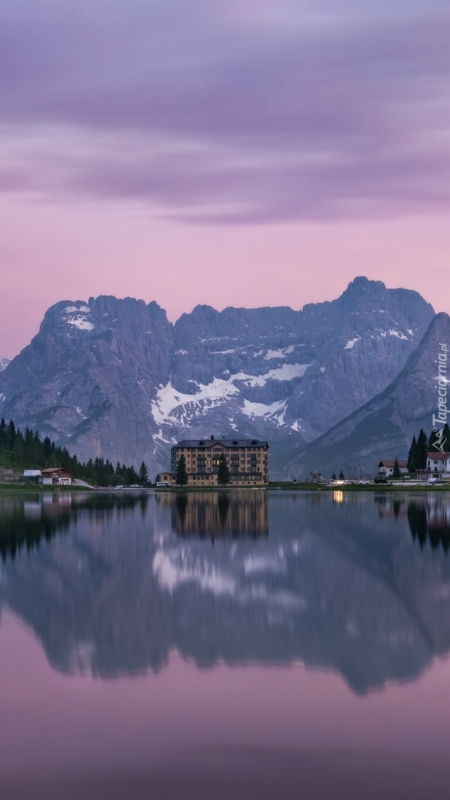 Hotel nad jeziorem Misurina