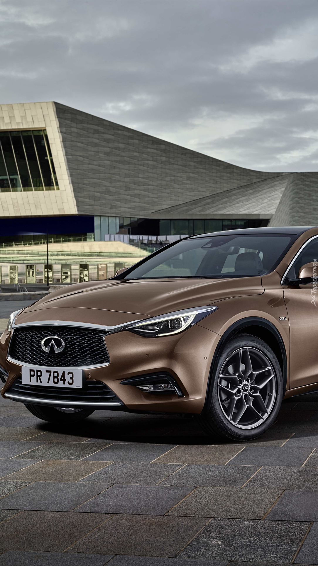 Infiniti Q30