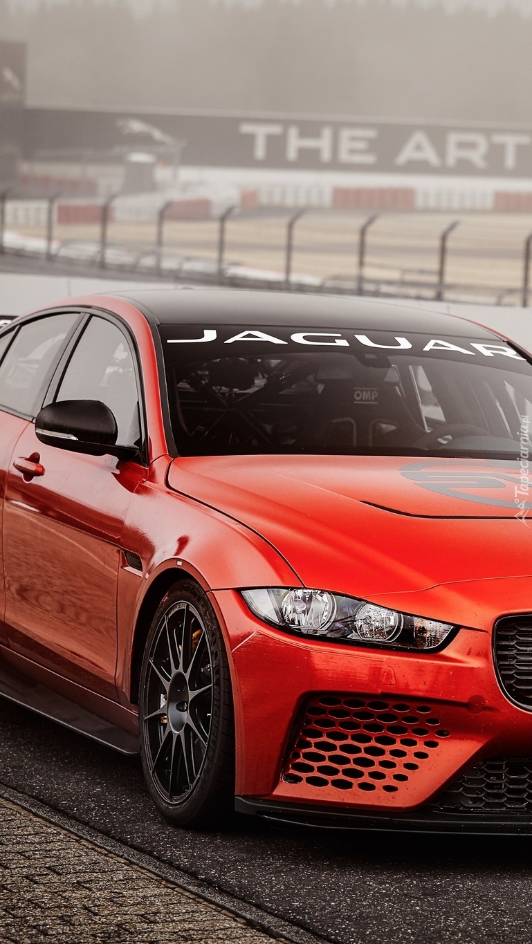 Jaguar XE SV Project 8