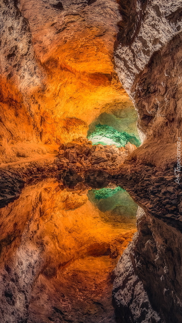 Jaskinia Cueva de los Verdes w Hiszpanii