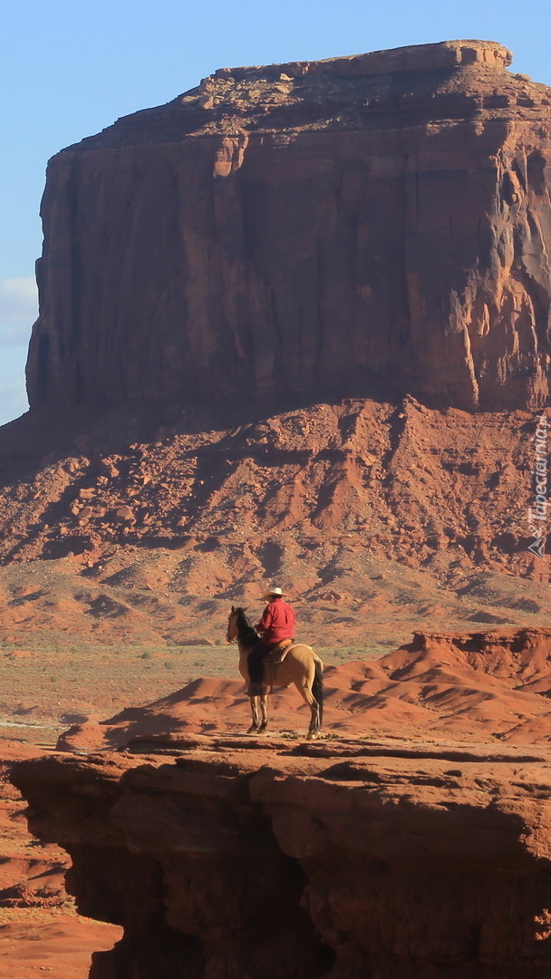 Jeździec w Rezerwacie Indian Navaho